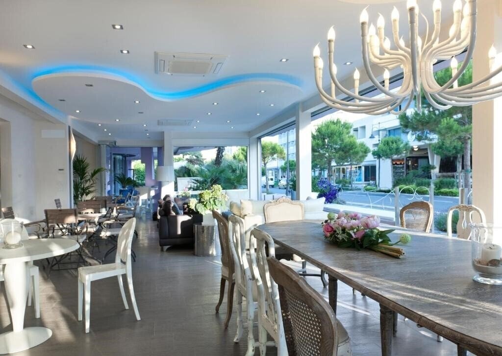 Фотографія Lungomare Hotel (Cesenatico) 4*