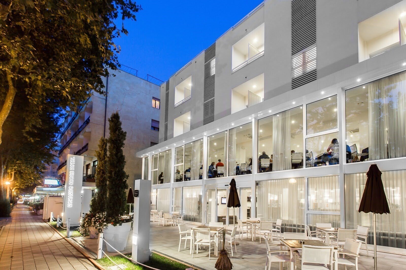 Отель Color Mokambo Shore Family Hotel 3*