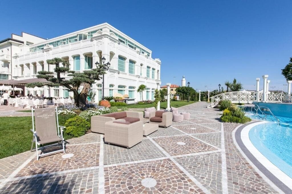 Изображение Grand Hotel Leonardo Da Vinci 5*