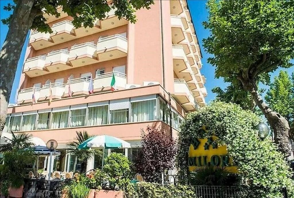 Готель Milord Hotel 3*