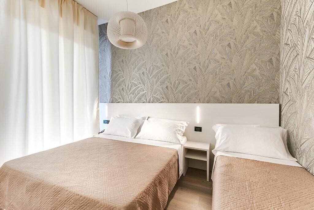 Фотография Executive Evolution Hotel 4*