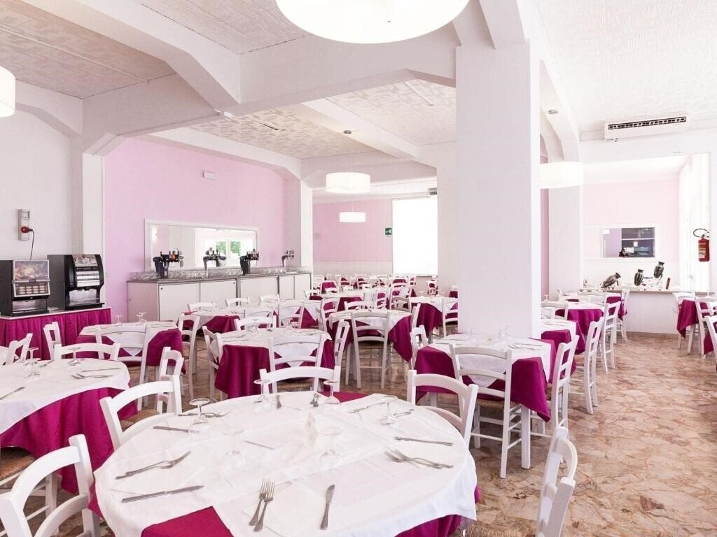 Изображение Hotel Promenade Universale 3*
