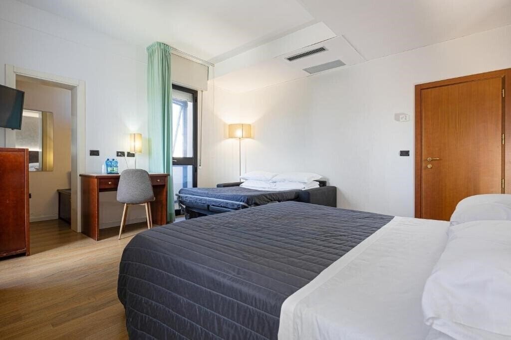 Фото Sirena Hotel & Cucina 4*