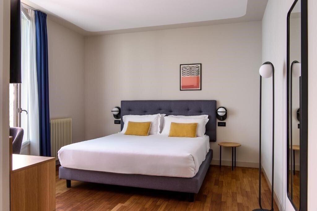 Изображение The Poet Hotel 4*