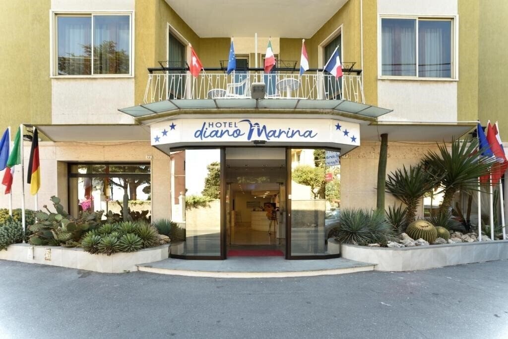 Изображение Hotel Diano Marina 3*