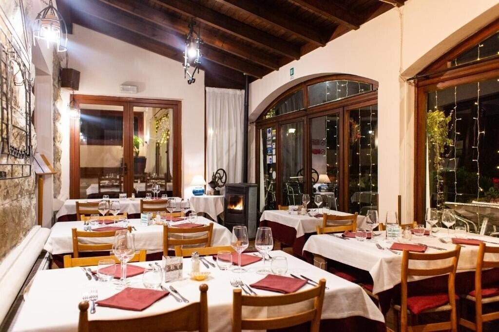 Фотография Hotel Restaurant Il Caminetto 2*