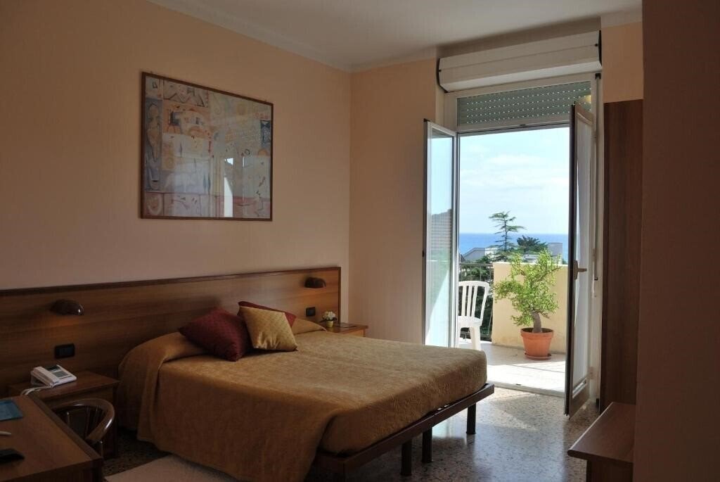 Фото Galleano Hotel Marina di Andora 3*