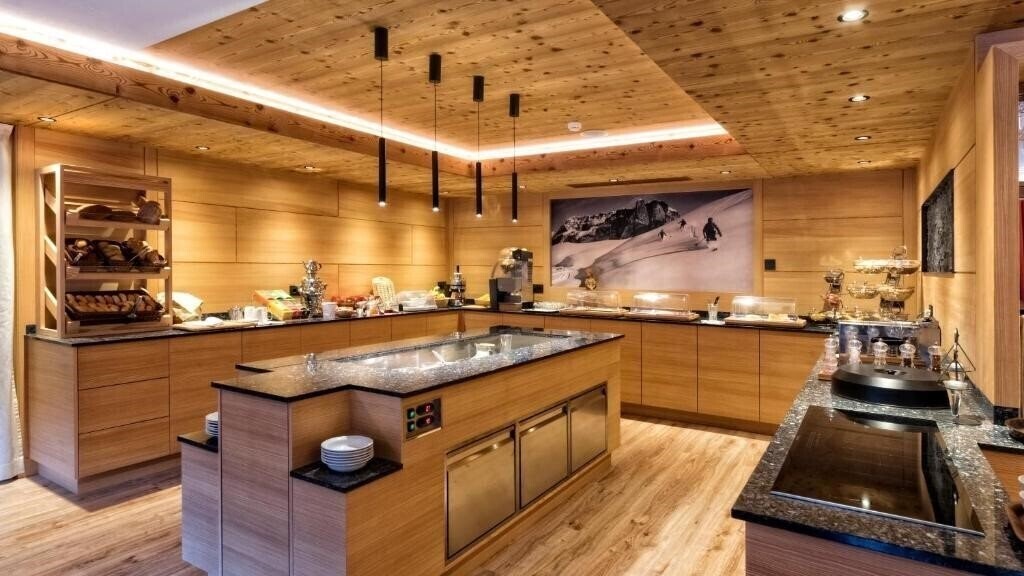 Фотографія Hotel Interski 4*