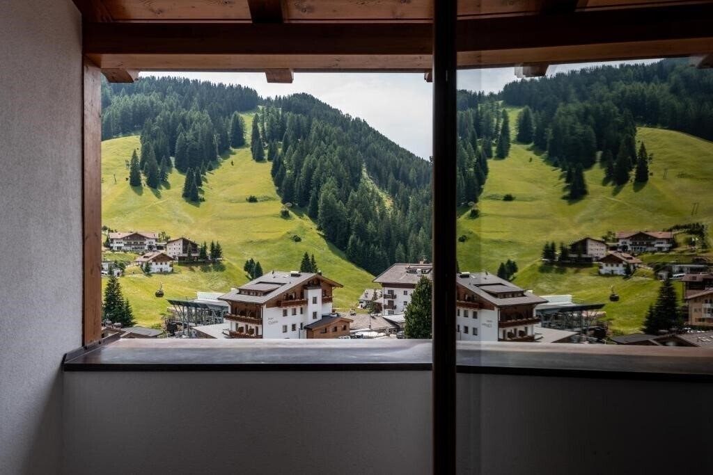 Изображение Sun Valley Hotel Selva di Val Gardena 4*
