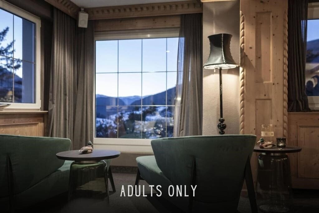Готель Alpstay Chalet Hotel Hartmann 3*