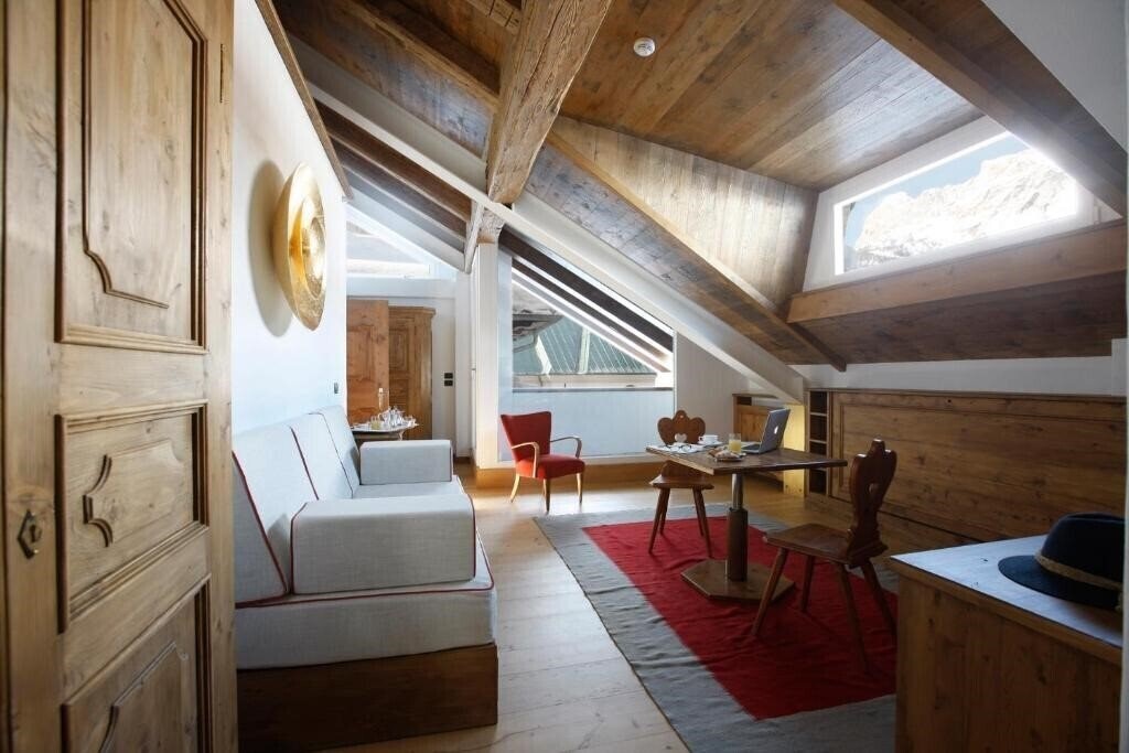 Зображення Hotel Cortina Cortina d'Ampezzo 4*