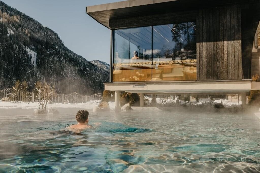 Готель Alpin Garden Luxury Maison & SPA (Adults Only) 5*