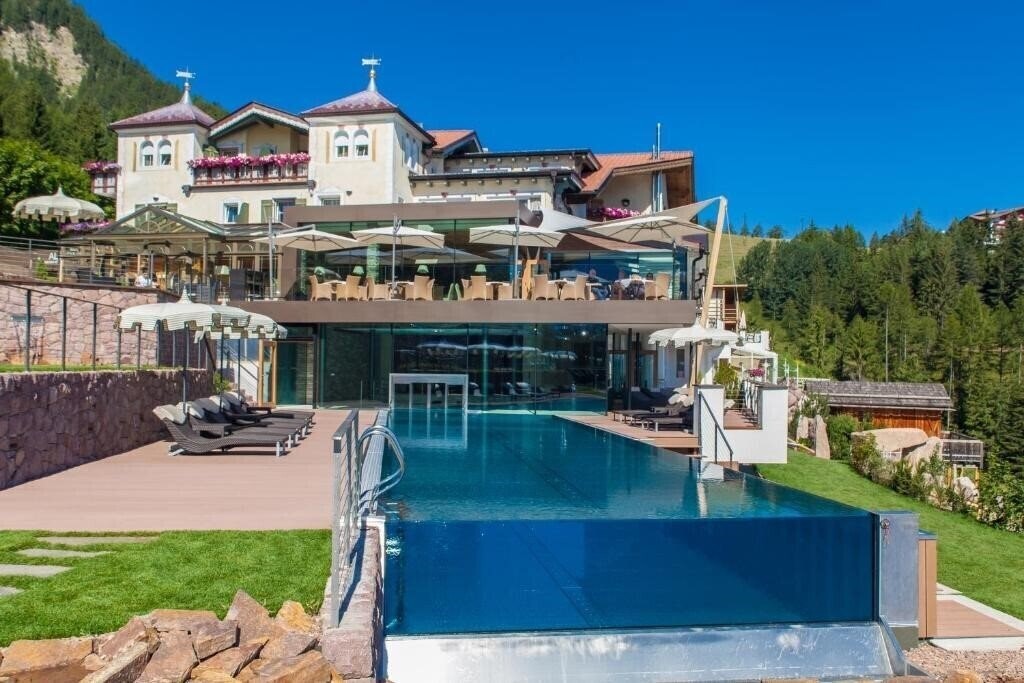 Фотографія Albion Hotel Ortisei 4*
