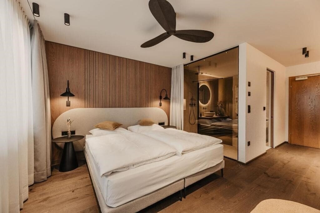 Фотографія Hell Hotel 4*