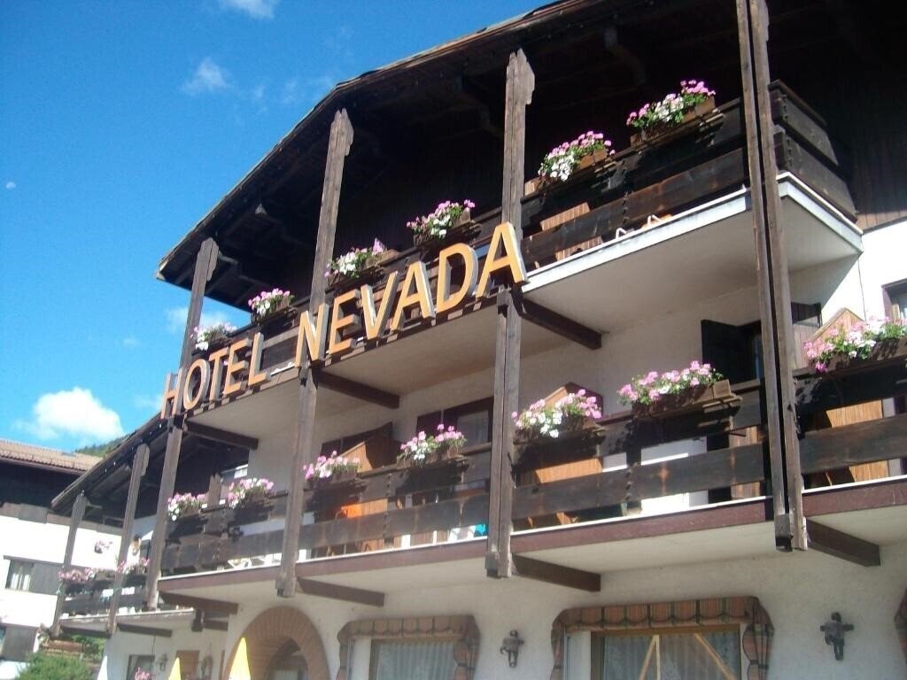 Готель Nevada 2*