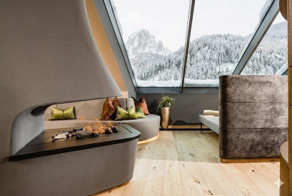 Фотография Touring Val Gardena 4*
