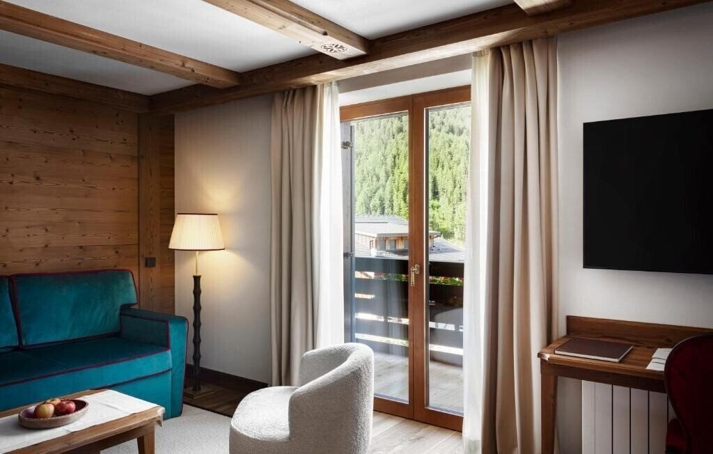 Фото Hotel Tyrol 4*