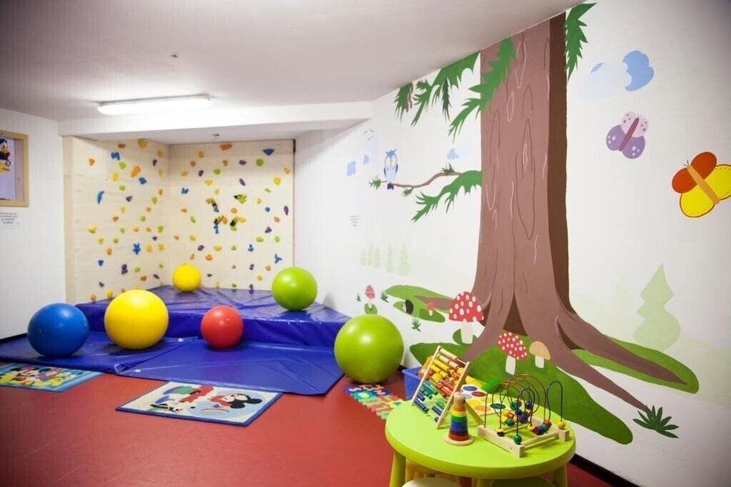Фотография Hotel Touring 3*