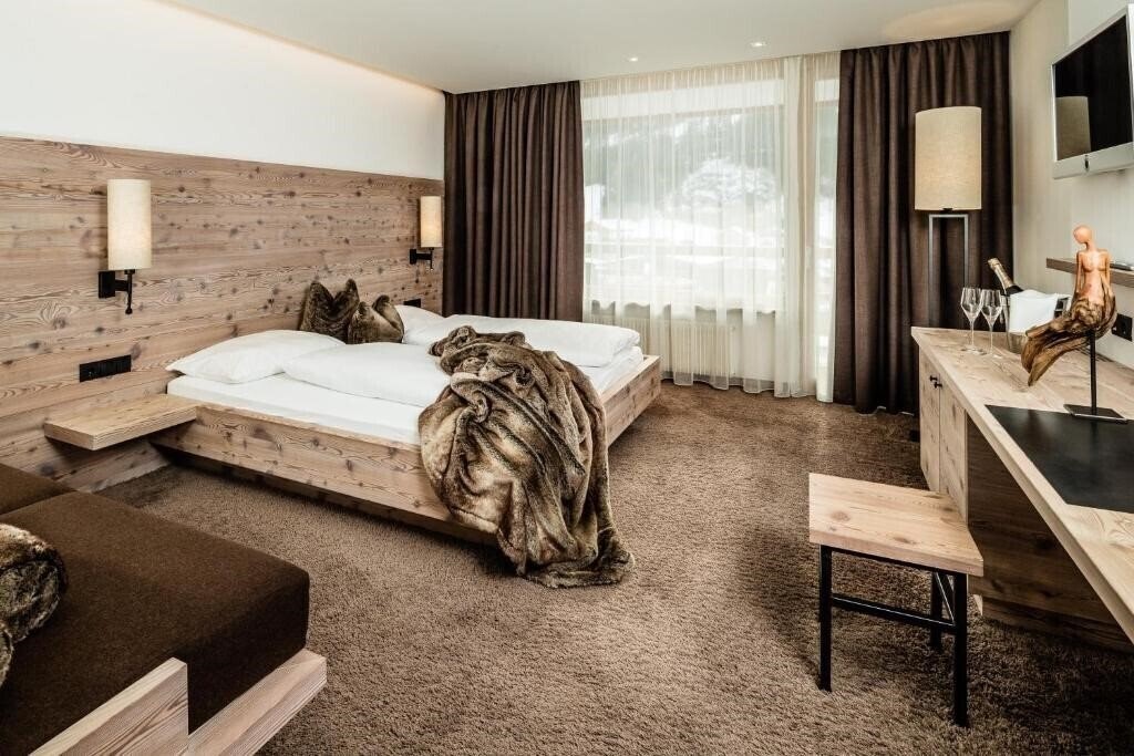 Фото Arthotel Anterleghes 4*