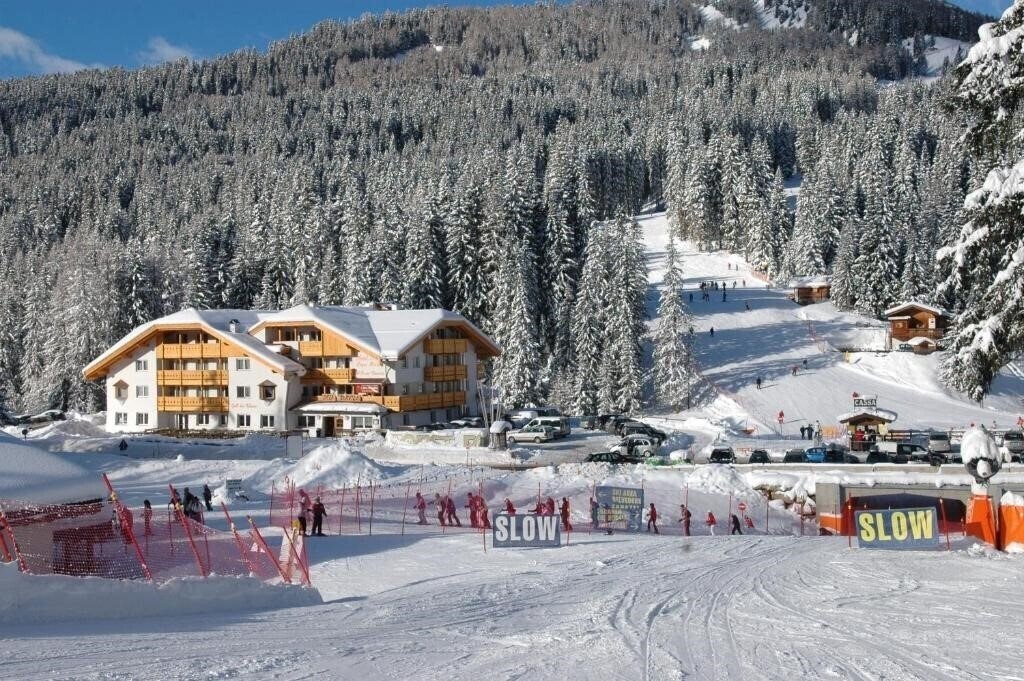 Картинка Hotel Lupo Bianco Wellness & Walking 4*