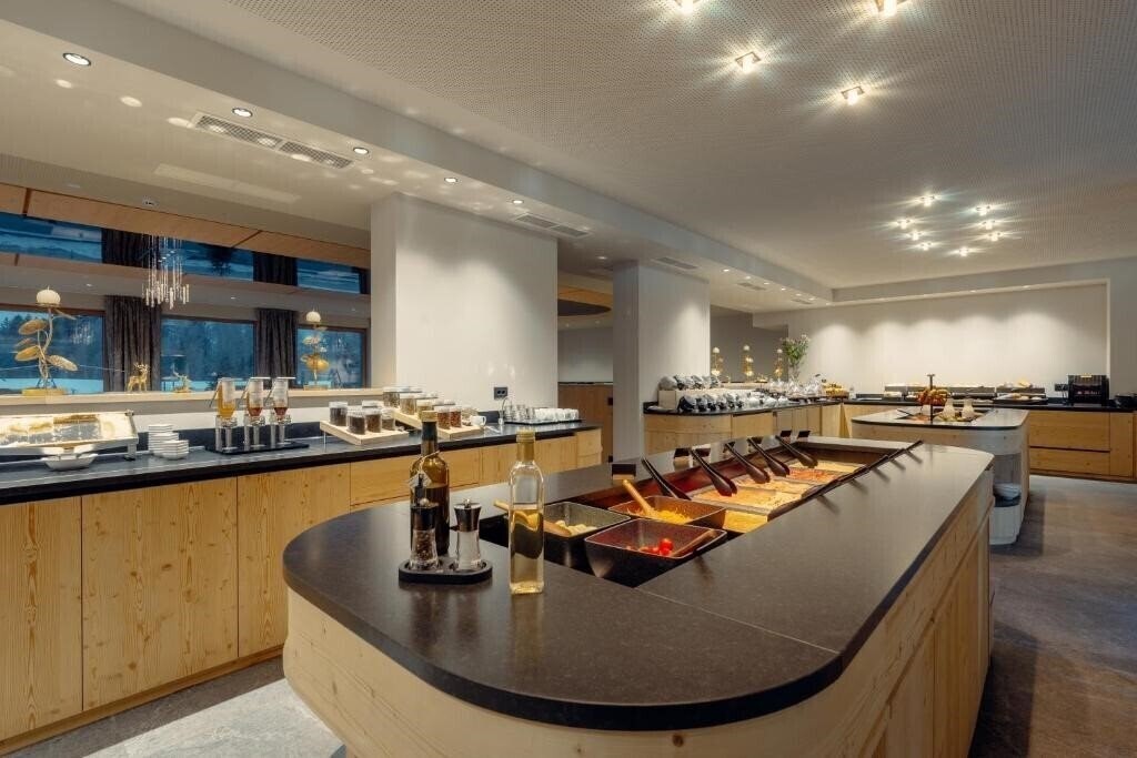 Картинка Hotel Tofana Cortina 5*