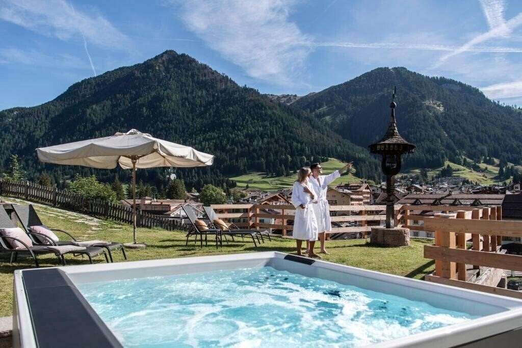 Картинка Hotel Ladinia Wellness & Beauty (Adults Only) 4*