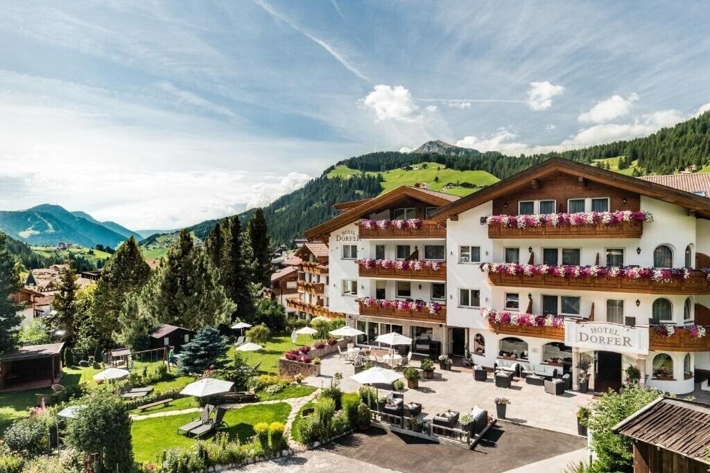 Готель Hotel Dorfer Alpine & Charming 4*