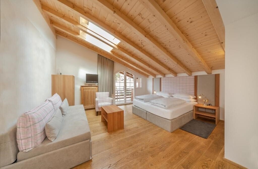 Фото Hotel Rodella 4*