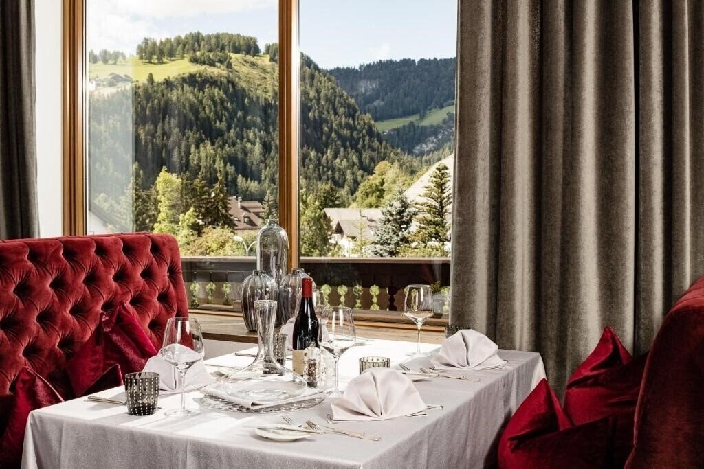 Изображение Hotel Wolkenstein 4*
