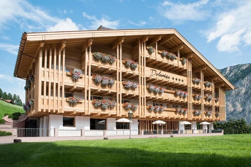 Готель Hotel Garni Dolomieu 4*