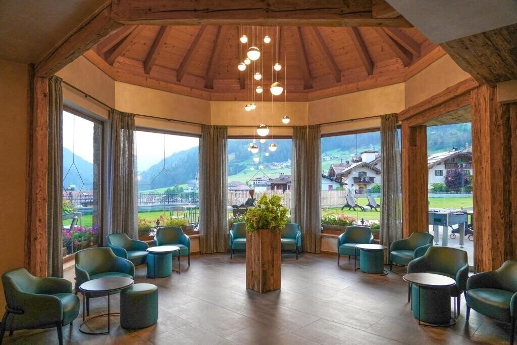 Картинка Dolce Casa Family Hotel & SPA Moena 4*