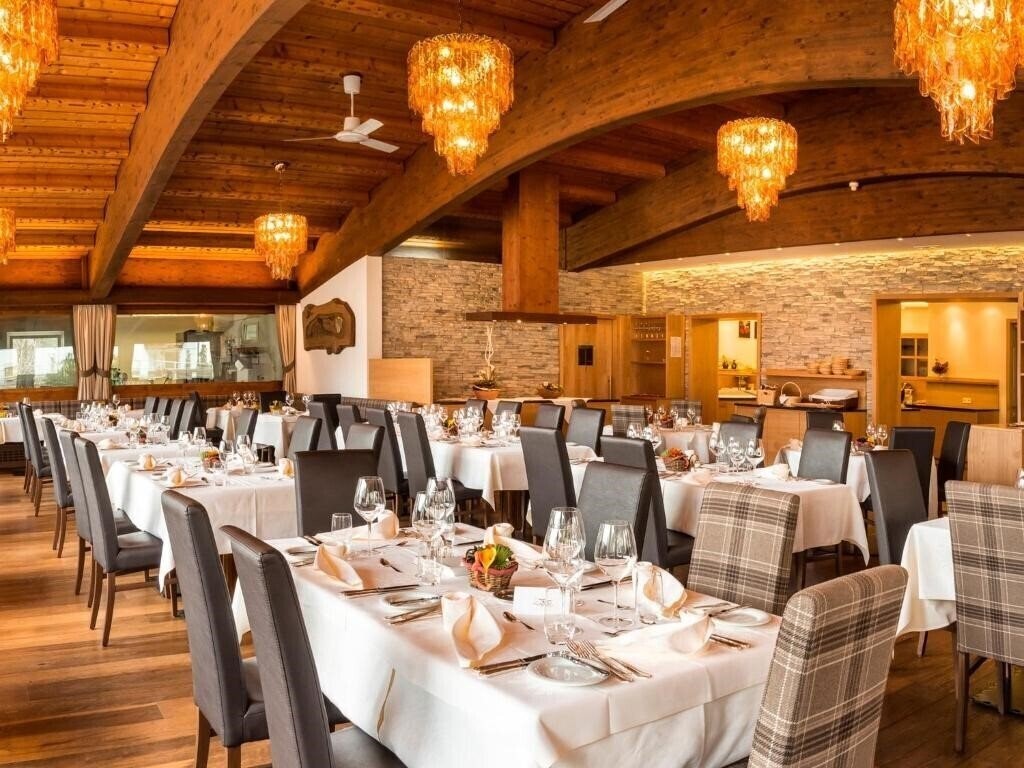Фотографія Alpin & Vital Hotel La Perla 4*
