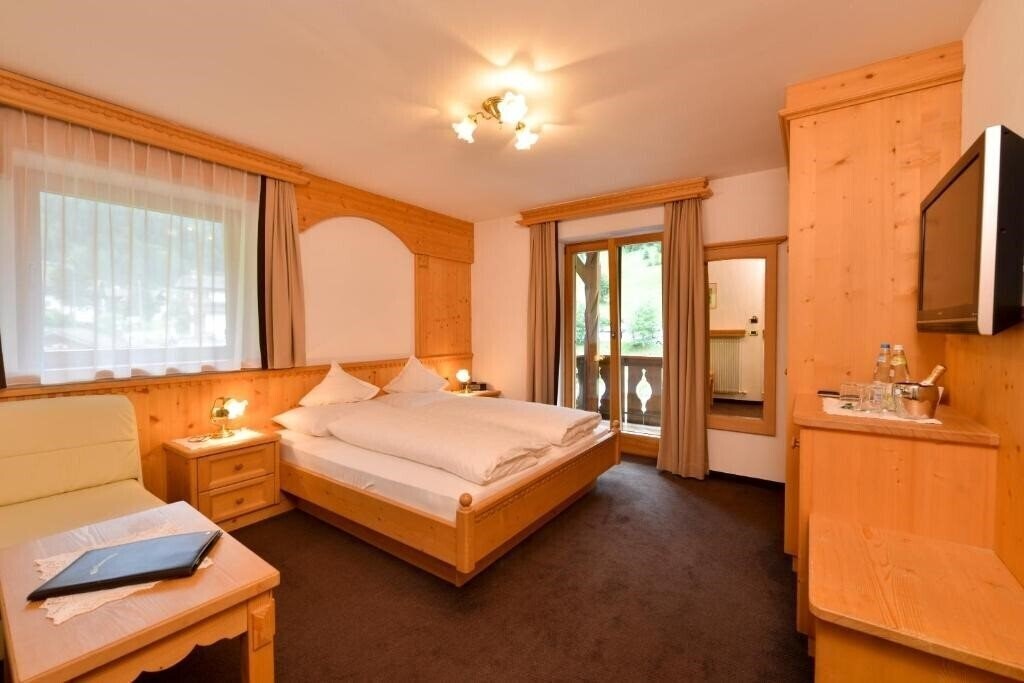 Фотографія Romantik Villa Cesanueva 4*