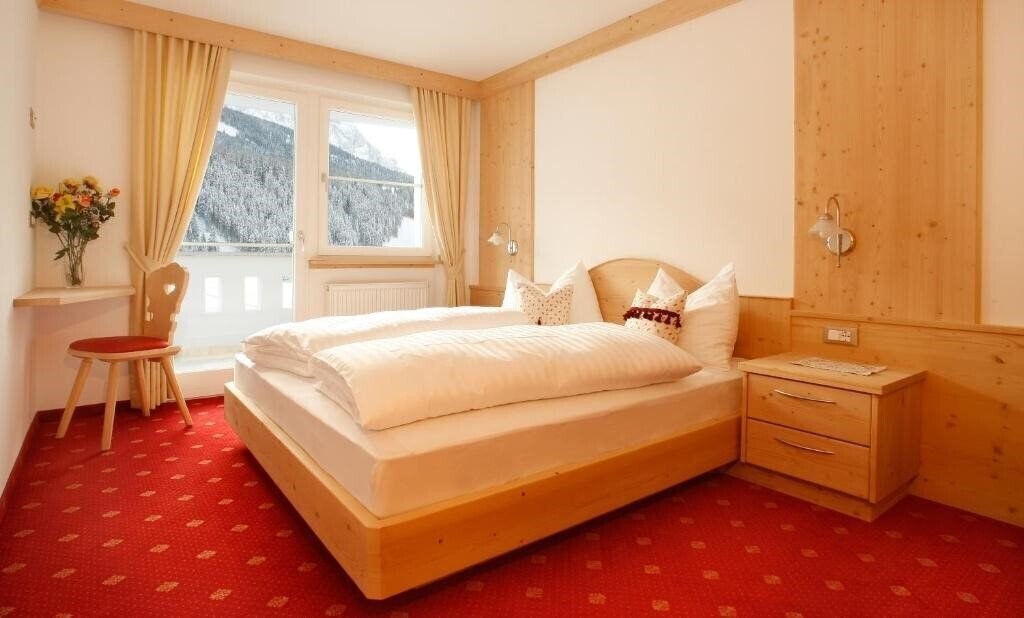 Фото Apartments Antines 4*