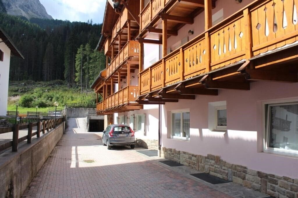 Изображение Cesa Pecedel 4*