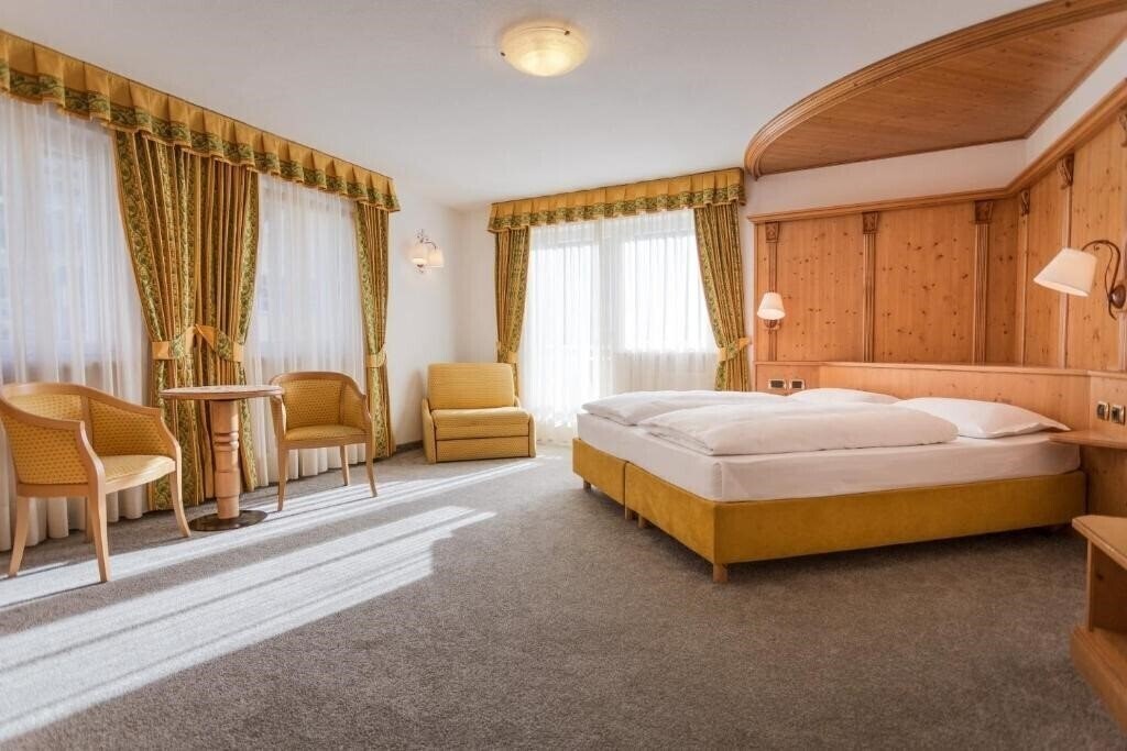 Фото Maria Hotel 3*