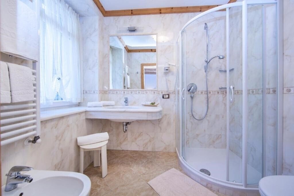 Фотография Corona Hotel 3*