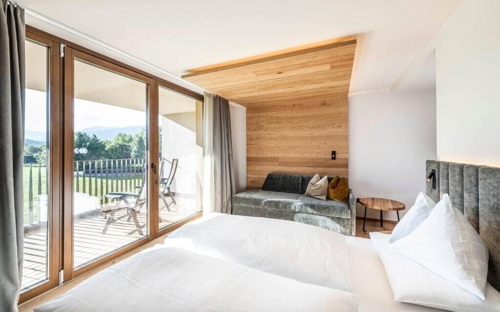 Фото Olympia Hotel Brunico 4*