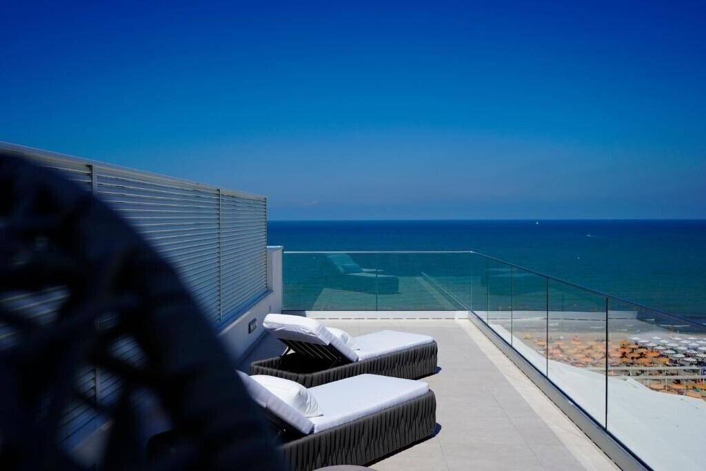 Готель Arizona Riccione 3*
