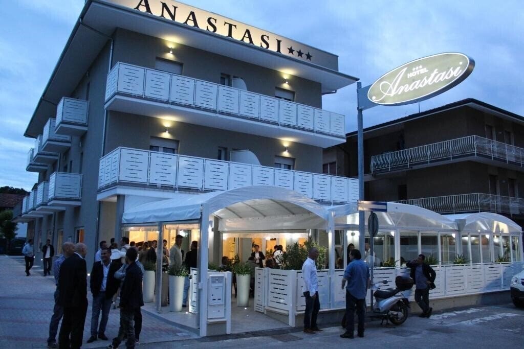 Готель Anastasi Hotel Cervia 3*