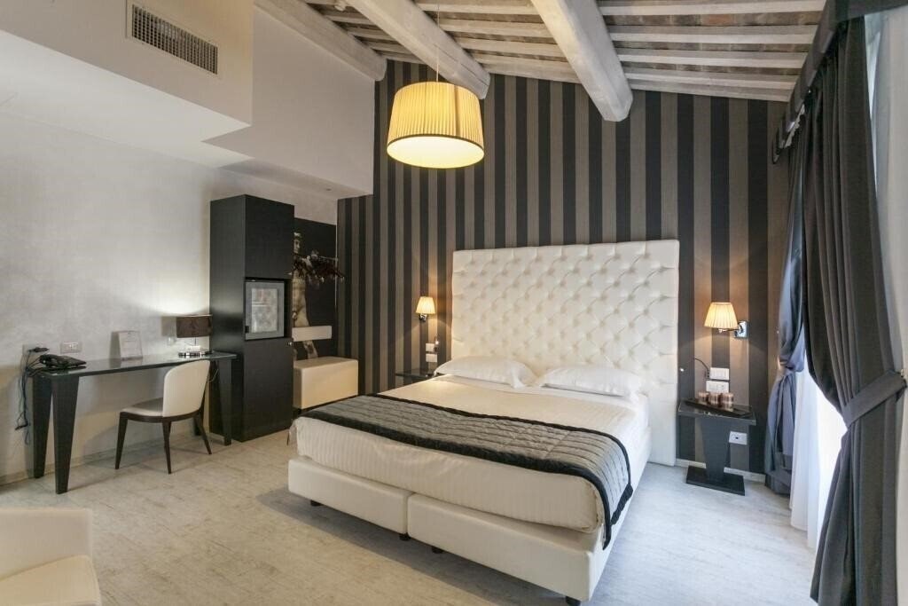 Готель Hotel Nazionale Ferrara 3*