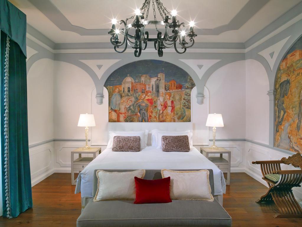 Фотографія St. Regis 5*