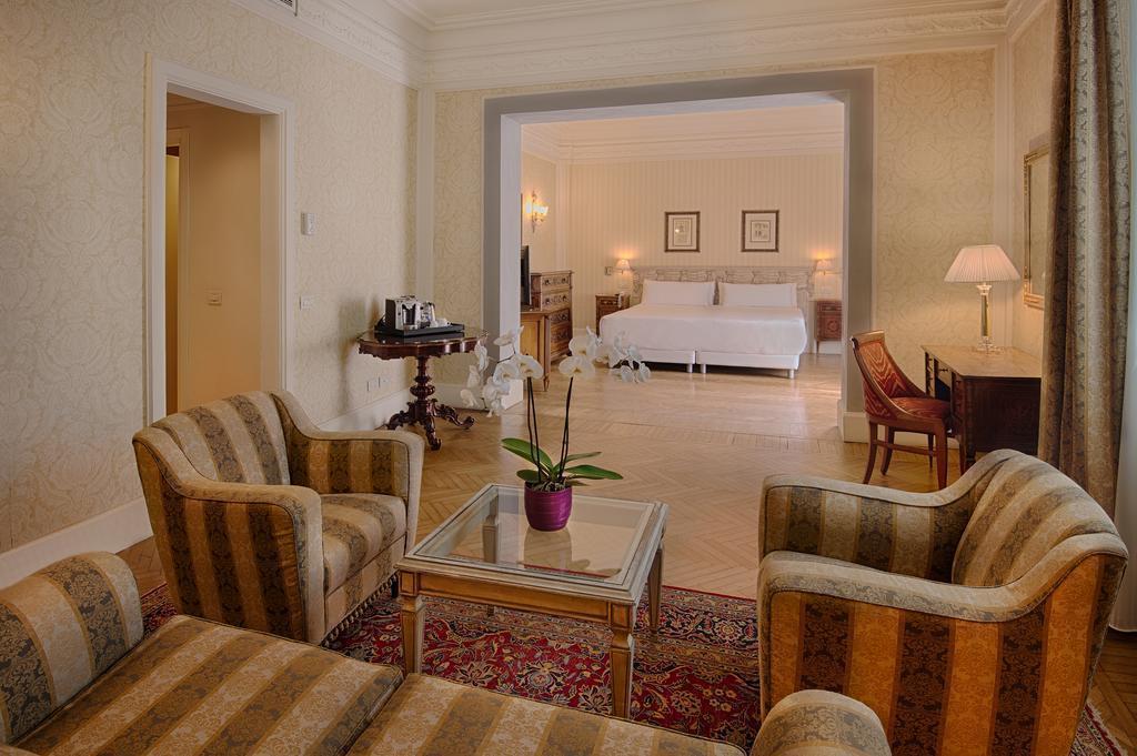 Изображение Anglo American Hotel Florence Curio Collection by Hilton (ex. NH Firenze Anglo American) 4*