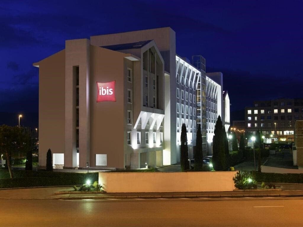 Готель Ibis Firenze Nord 3*