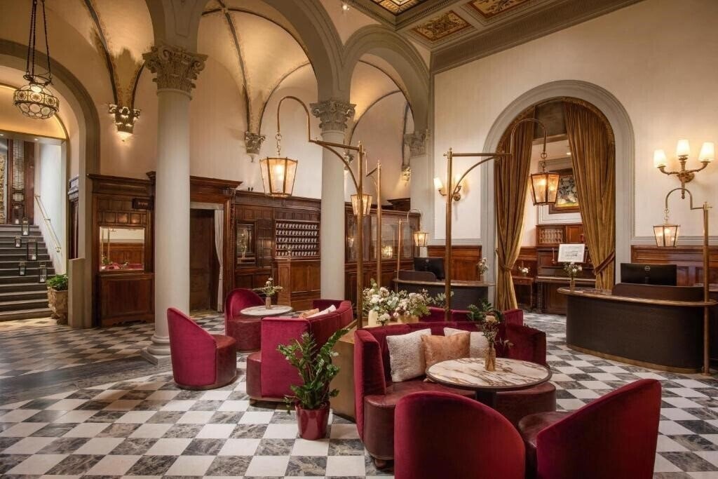 Готель Nh Collection Firenze Porta Rossa 4*
