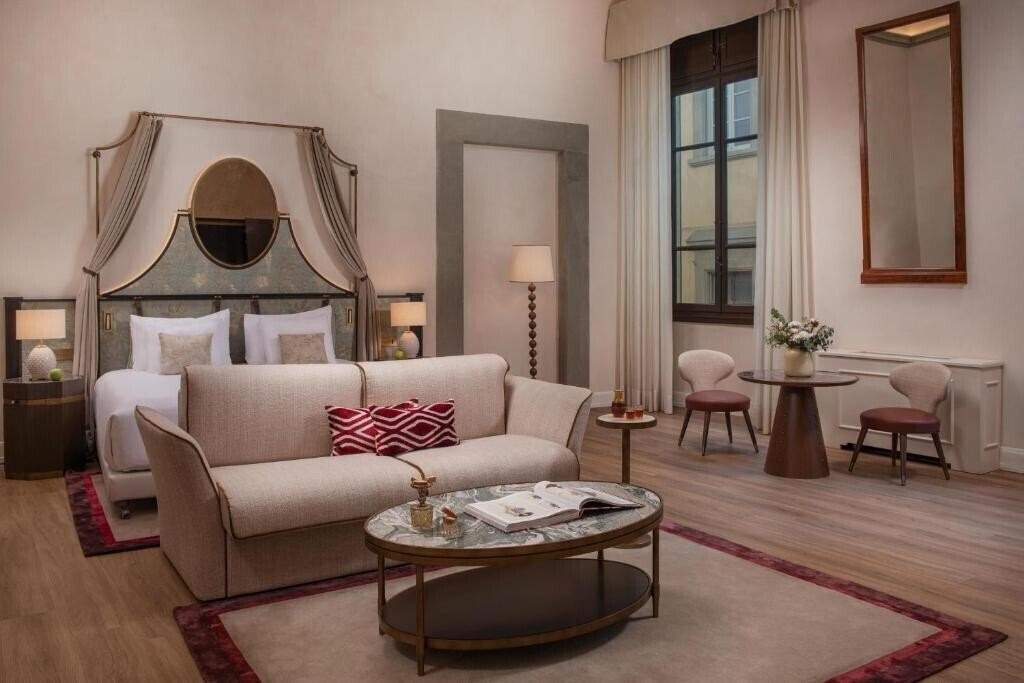 Фотографія Nh Collection Firenze Porta Rossa 4*