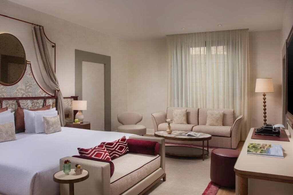Картинка Nh Collection Firenze Porta Rossa 4*
