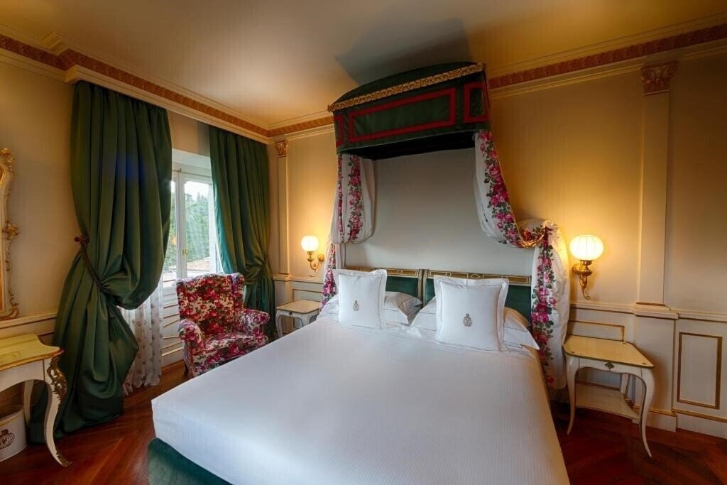 Картинка Grand Hotel Villa Cora 5*