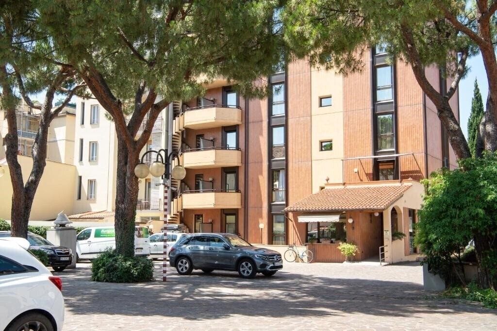 Готель Grifone Hotel 4*