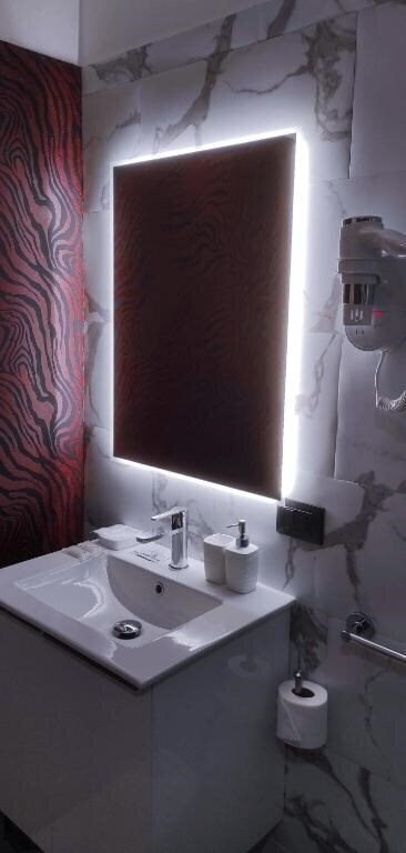 Картинка Curtatone 3*